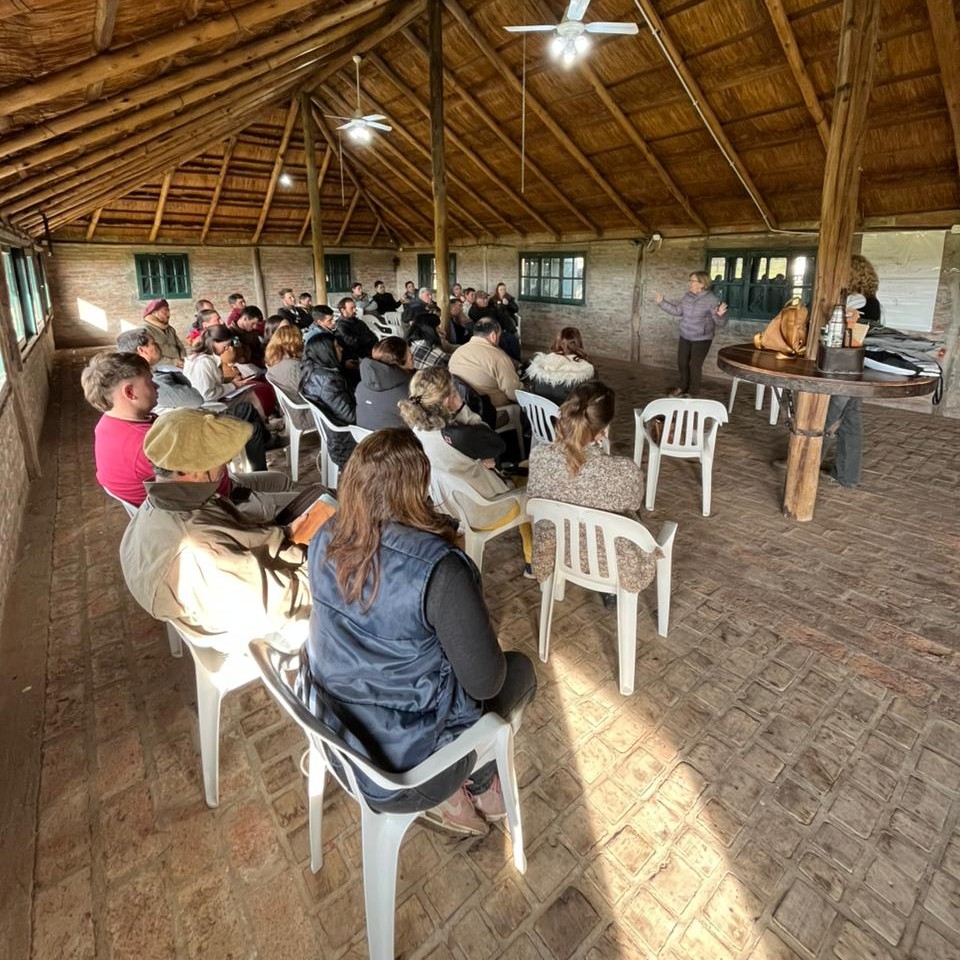 Productores rurales participaron de una charla sobre líneas de financiamiento en La Paz